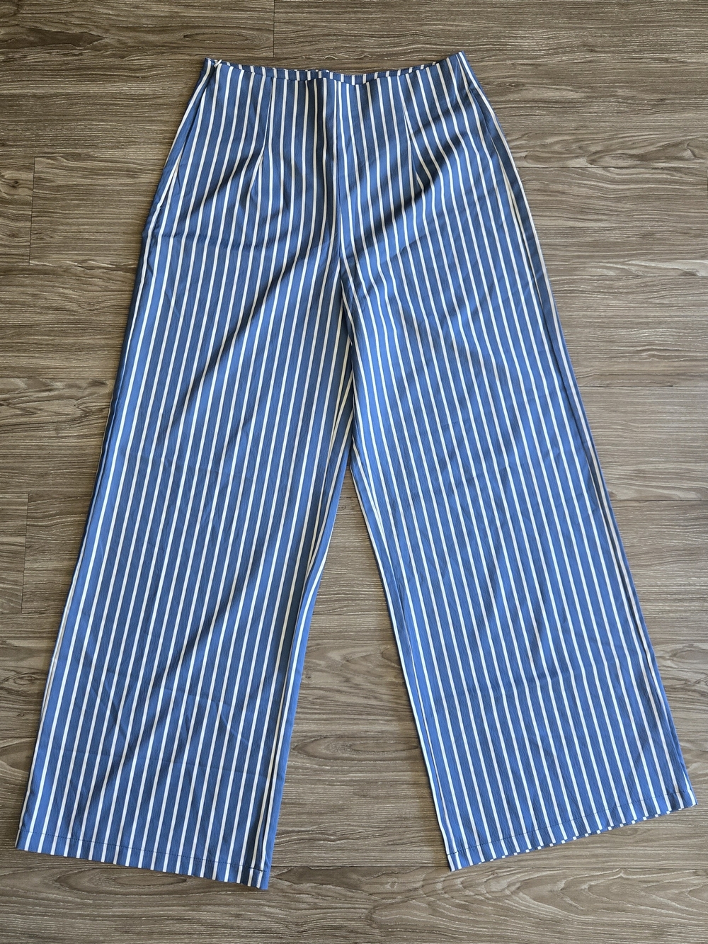 Blue & White Striped Wide-Leg Pants